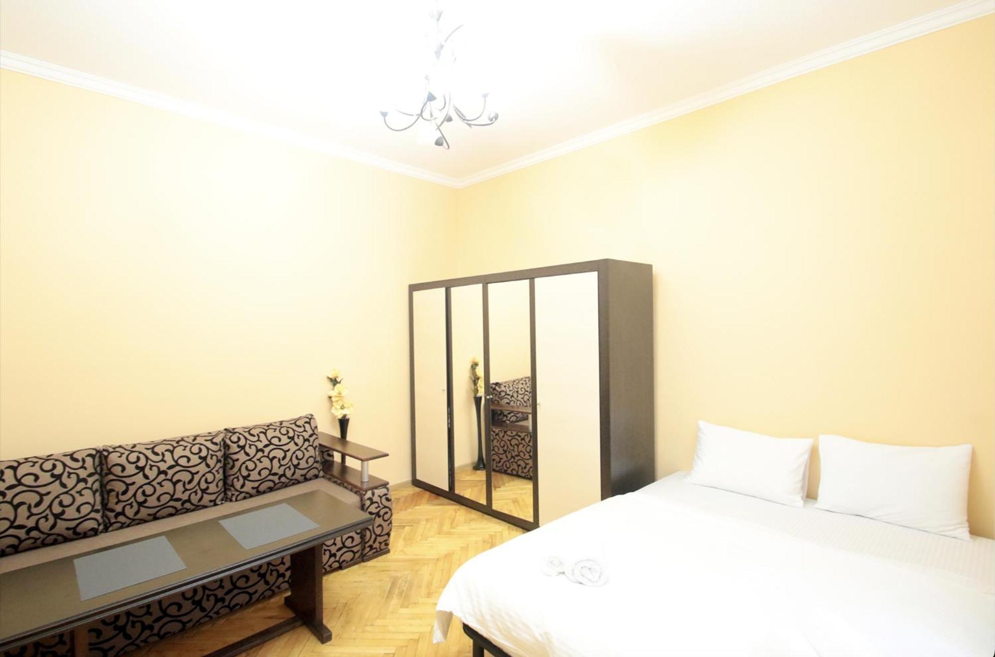 "Deluxe Apartments" K 45 - 1128 Lviv Bagian luar foto